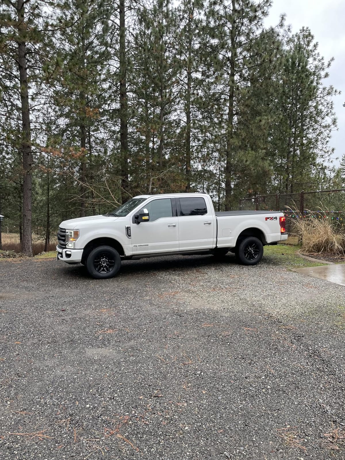 Bridgestone Blizzak LT Winter/Snow Commercial Light Truck Tire LT275/65R18 123 R E customer photo 1