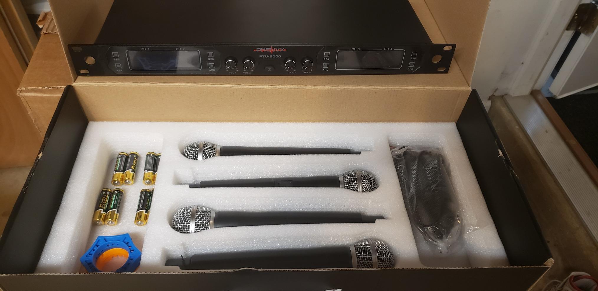 Phenyx Pro 4-Ch UHF Fixed Frequency Wireless Microphone System PTU-5000-4H customer photo 2