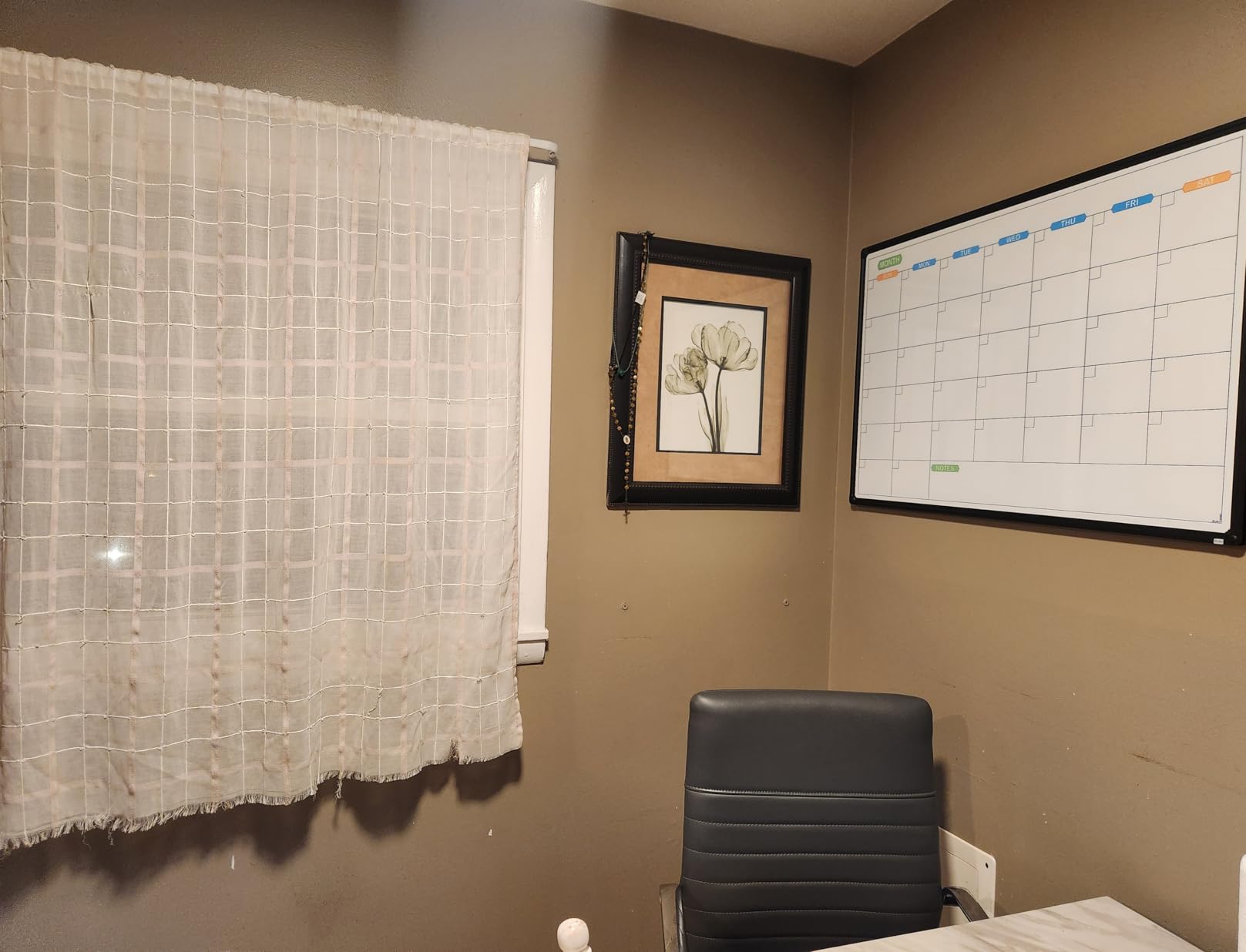 JILoffice Dry Erase Calendar Whiteboard, Magnetic Month Board 36 x 24 Inch customer photo 2