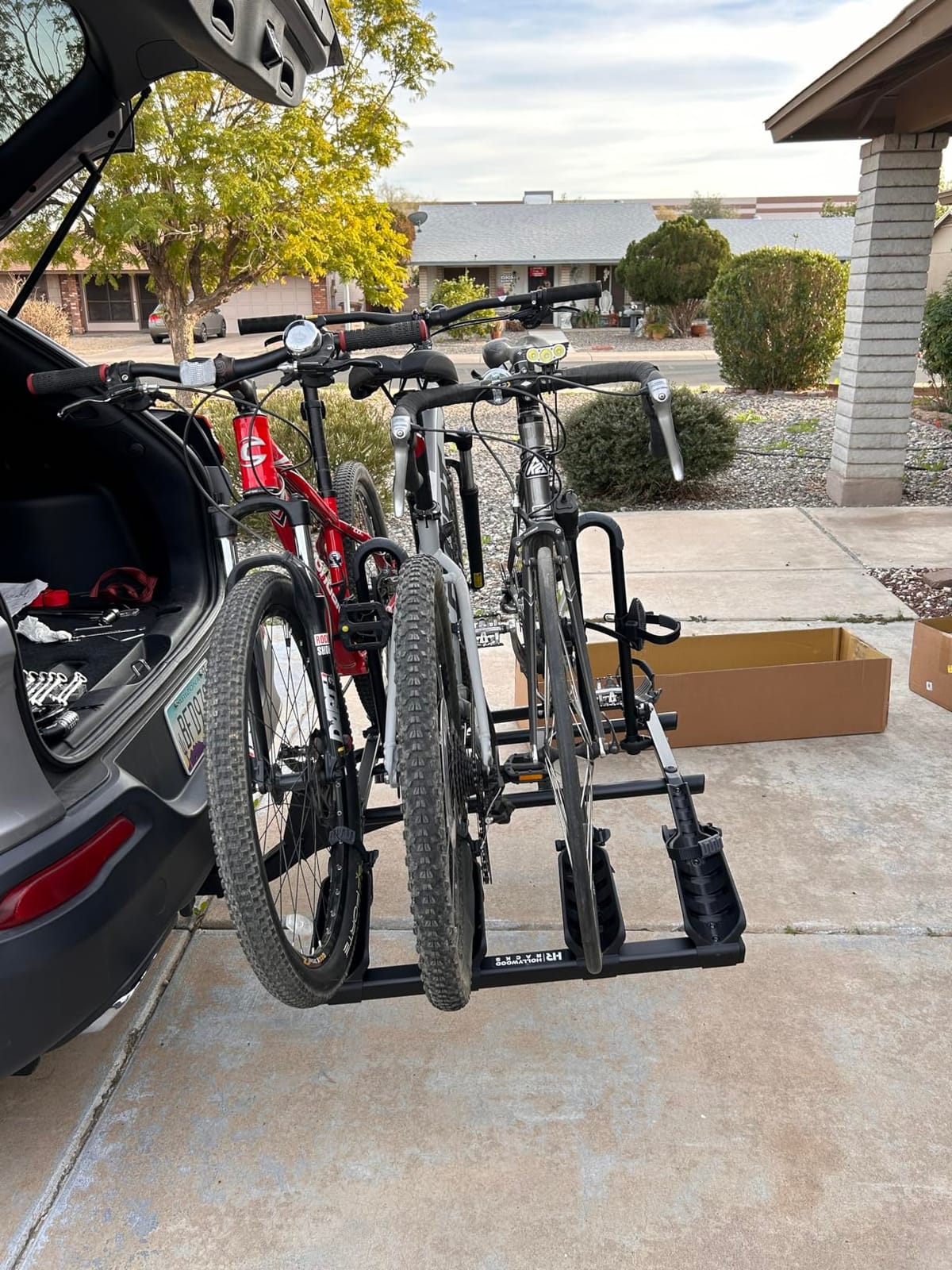 Hollywood Racks Destination 4 Hitch Bike Rack, Carries Up to 4 Bikes, Black customer photo 1