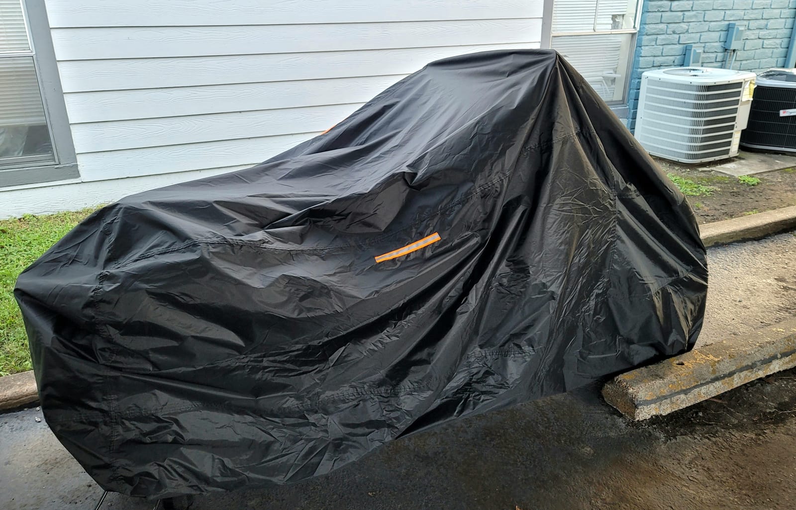 XYZCTEM Motorcycle Cover -Waterproof Outdoor Storage Bag, up to 108 inch customer photo 2