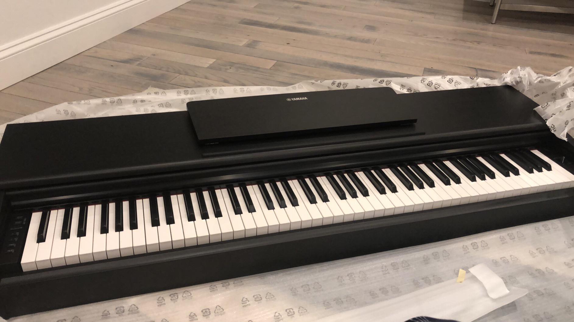 Yamaha YDP144B Arius Series Digital Console Piano with Bench, Black customer photo 2