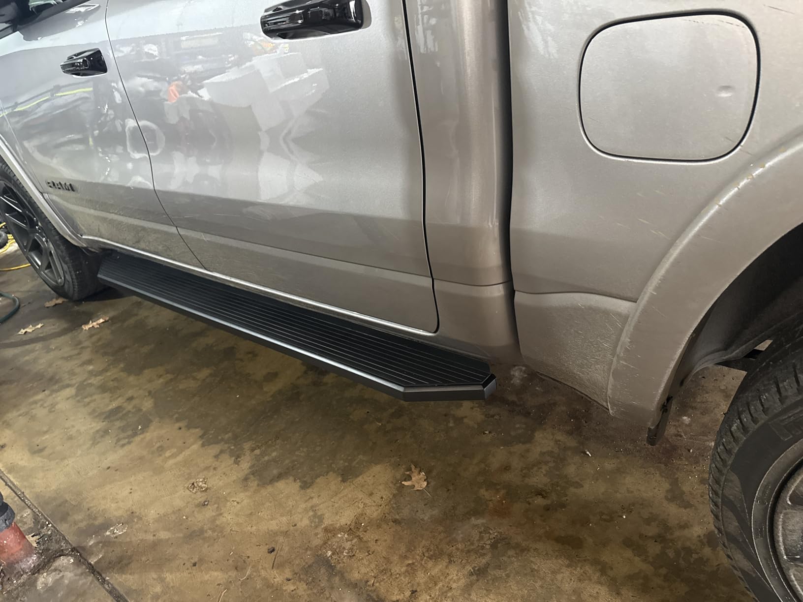 APS 6-inch (Black Stainless Steel Flat Style) Running Boards Nerf Bars Compatible with Ford F150 2015-2026 SuperCrew Cab & F150 Lightning 2022-2026 & F-250 F-350 Super Duty 2017-2026 Crew Cab customer photo 2