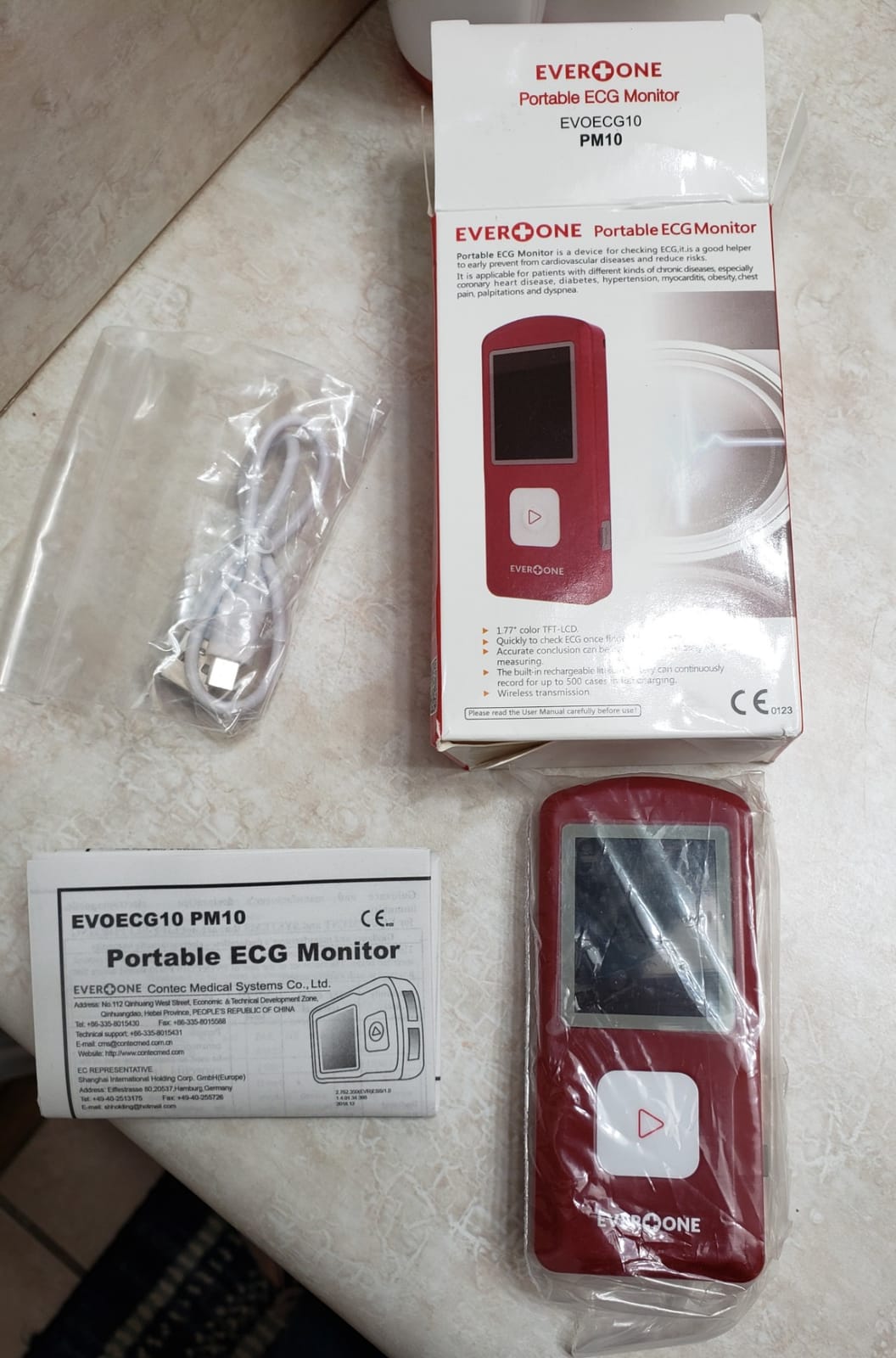 EverOne - EVOPM10 Portable Bluetooth ECG/EKG Monitor, Compatible with iOS/Android, Windows 7/8/10, Track Heart Rate & Heart Rhythm Performance, App Included customer photo 2