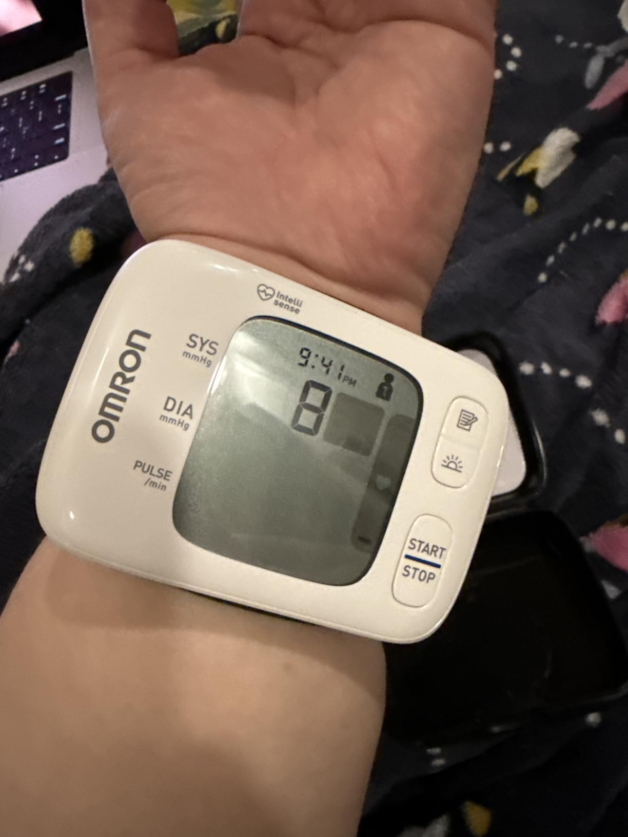 OMRON Gold Wireless Wrist Blood Pressure Monitor for Home Use customer photo 2