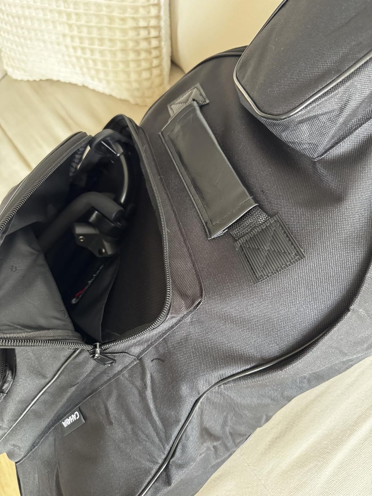 CAHAYA Acoustic Guitar Bag Thick Padding Waterproof Dual Adjustable Shoulder Strap Guitar Case Gig Bag 40 41 inch with Back Hanger Loop customer photo 2