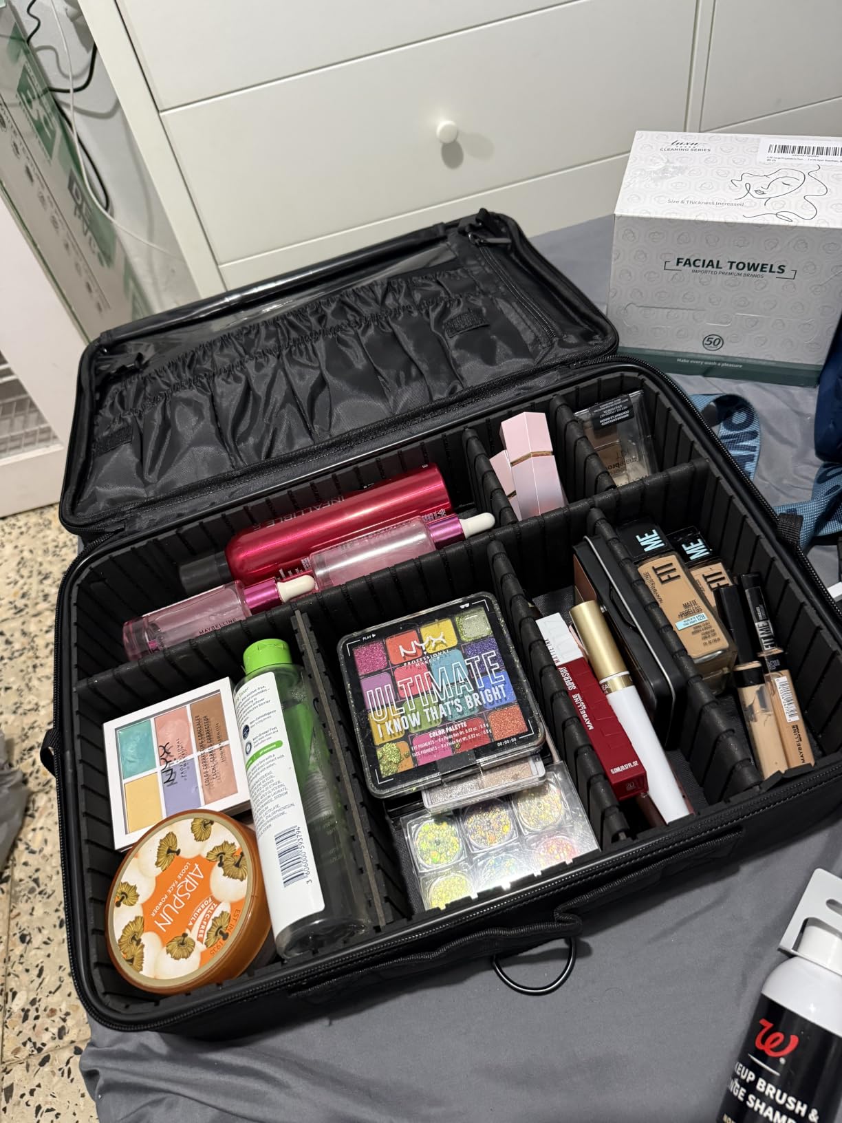gzcz Large Capacity Travel Makeup Train Case,Professional Cosmetic Bags for Women,Portable Makeup Brush Bag Organizer Storage with Adjustable Dividers and Shoulder Strap customer photo 2