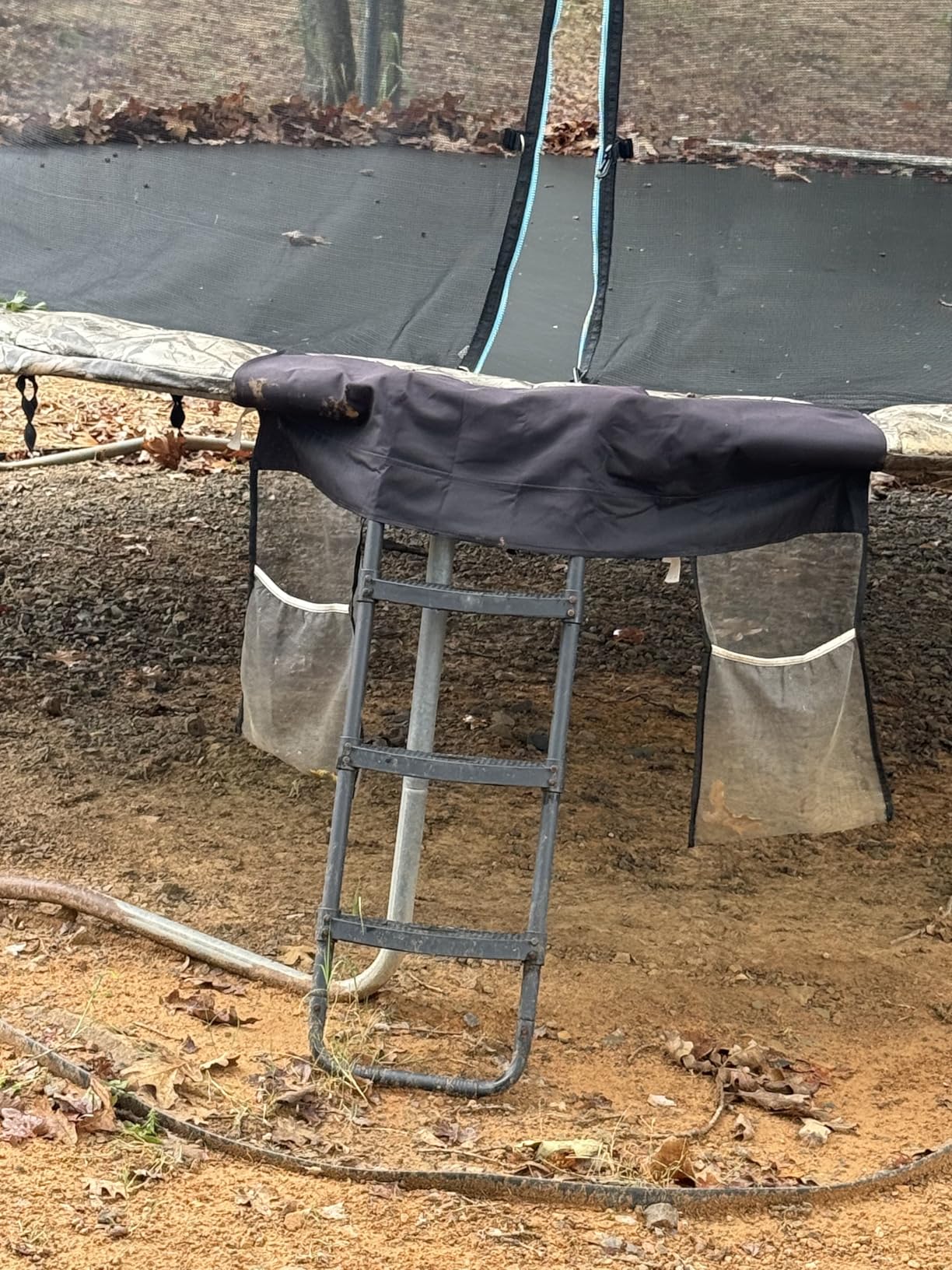 Eurmax USA Universal Trampoline Ladder,240 lbs Capacity,3 Wide Skid-Proof Steps&Shoe Storage Pocket,UV-Resistant Steel Stairs for Kids,Heavy Duty Universal Hook Fit,Trampoline Accessories for Children customer photo 2