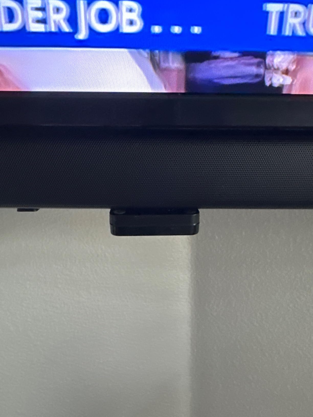 Avantree Audikast Plus - Bluetooth 5.3 TV Transmitter, Dual Link, 100ft customer photo 1