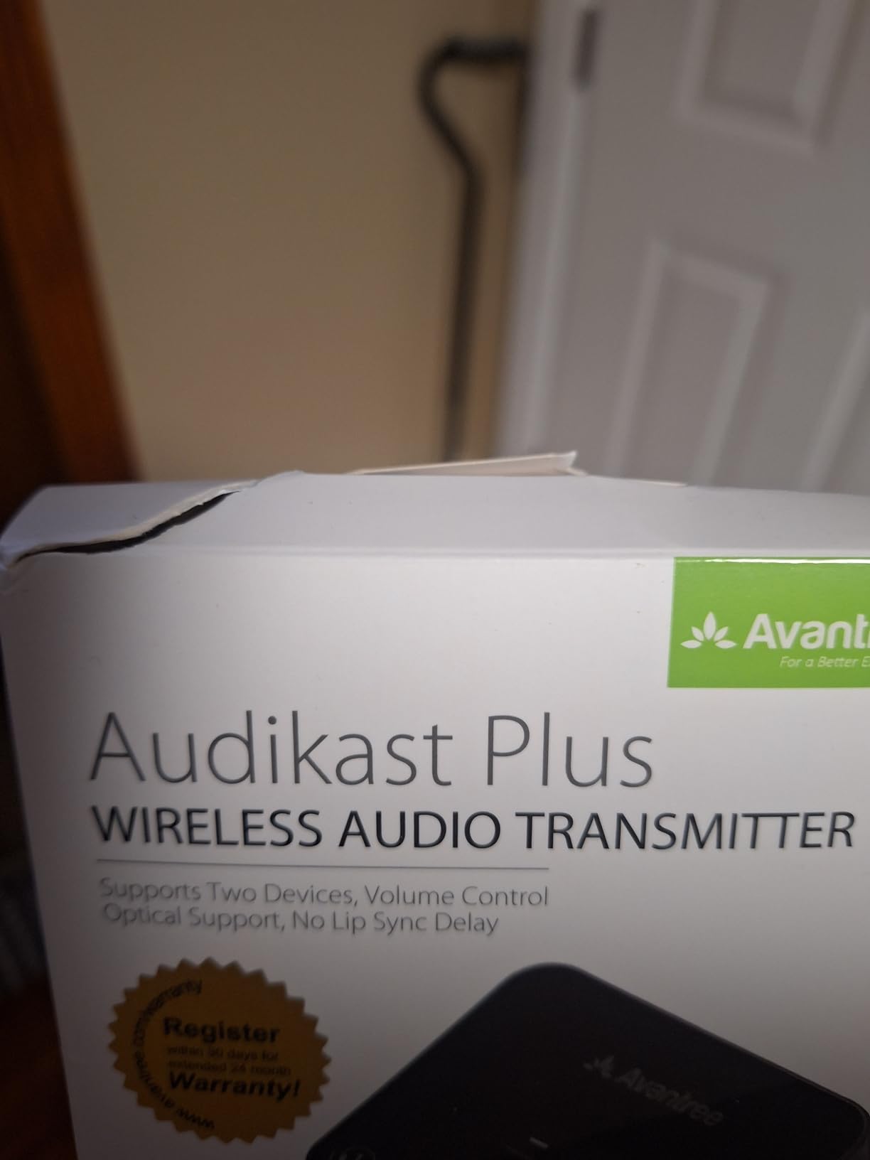 Avantree Audikast Plus - Bluetooth 5.3 TV Transmitter, Dual Link, 100ft customer photo 2