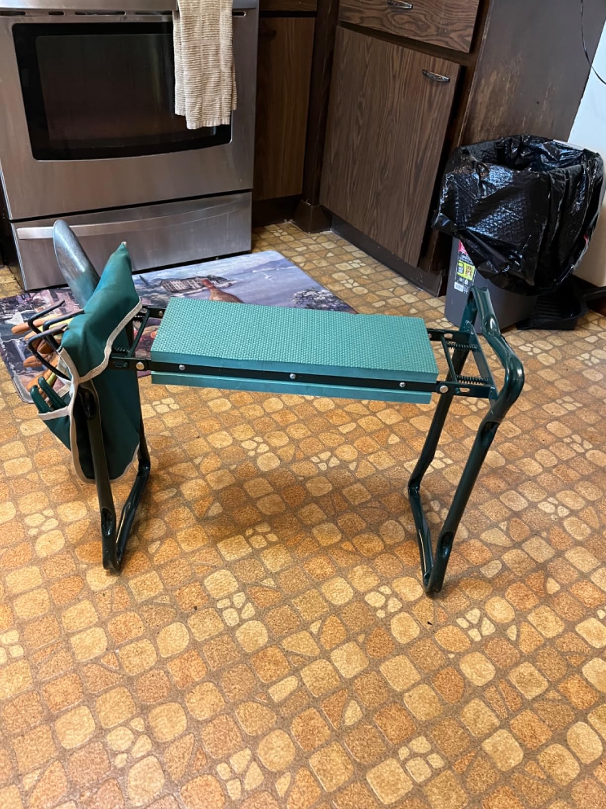 BESTHLS Garden Kneeler and Seat,Multifunctional Kneeler Bench for Seniors customer photo 1