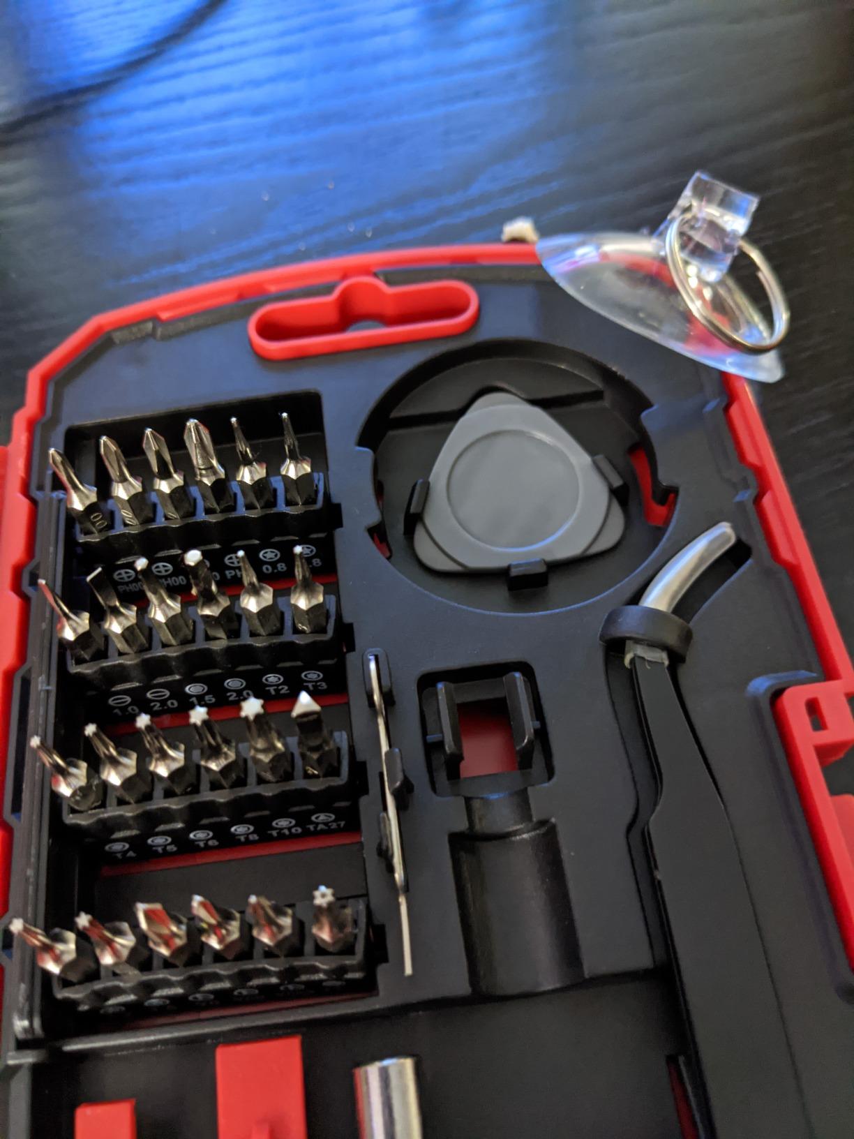 Amazon Basics Precision Screwdriver Set, 32-Piece Electronics Repair Tool Kit for Laptops, Smartphones, Eyeglasses, Watches, Magnetic Tip, Red customer photo 2