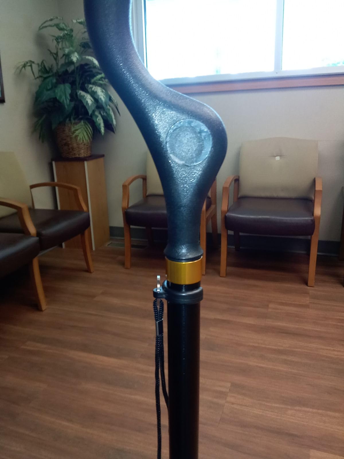 Walking Cane for Men and Women - Special Balancing Stick With 10 Adjustable Heights - Self Standing, Folding, Portable, Collapsible, and Comfortable customer photo 2