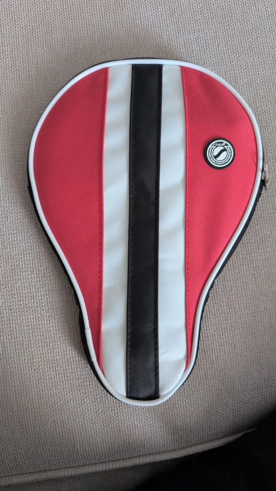 STIGA Ping Pong Paddle Cover – Padded Table Tennis Racket Case with Heavy-Duty Vinyl Construction, Zipper Closure, Reinforced Edge Protection for Travel and Storage customer photo 1
