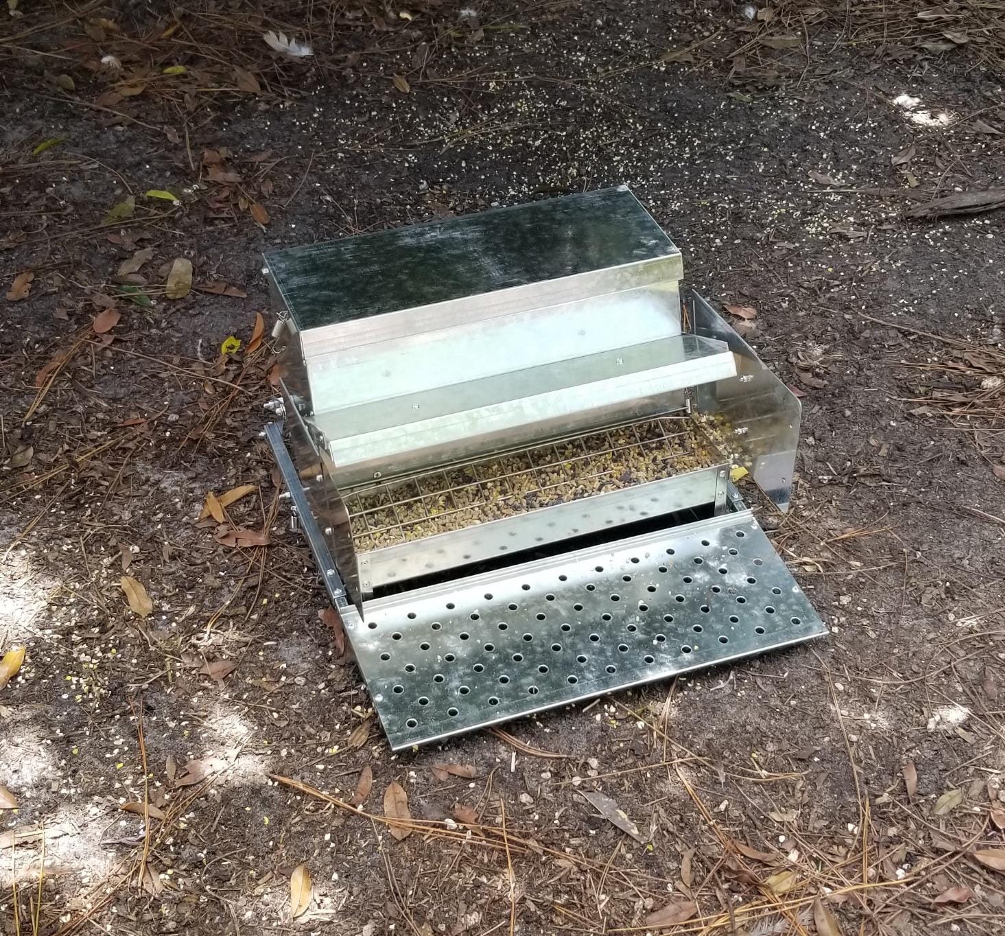 RentACoop Automatic Treadle Chicken Feeder, Rat Proof No Waste, 40 lb customer photo 1