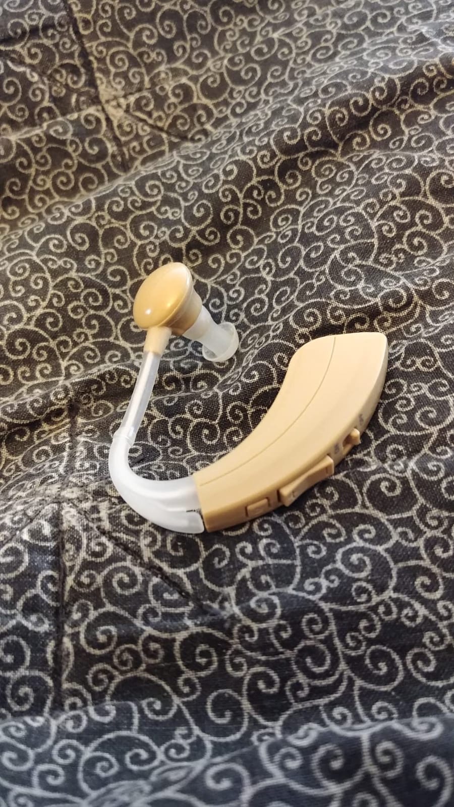 Hearing Aid for Seniors, Noise Cancelling, 500 Hours Per Battery Life customer photo 2