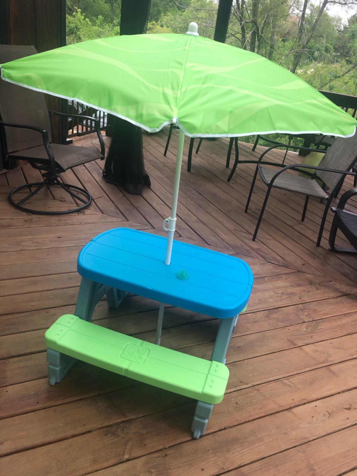 Step2 Sun & Shade Kids Picnic Table with Removeable Umbrella, Indoor/Outdoor Toys, Fits 4 Children, Made of Durable Plastic, For Toddlers 1.5-4 Years Old customer photo 1