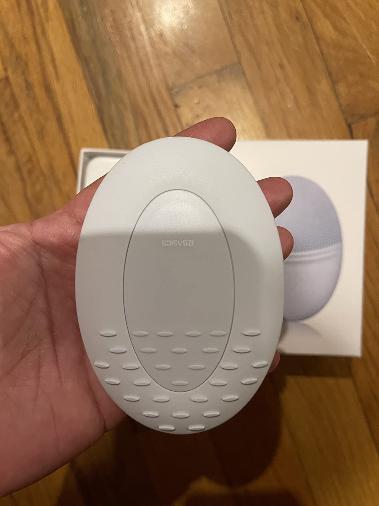 EZBASICS Silicone Facial Cleansing Brush, IPX7 Waterproof, Violet | Rechargeable Electric Face Exfoliator, 5 Speeds, Sonic Vibrating for Deep Pore Cleansing & Gentle Massaging customer photo 1