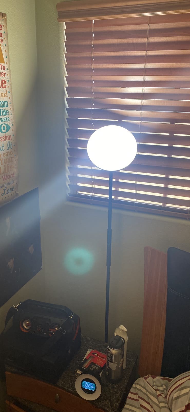 OUTON Floor Lamp, 30W/3000LM LED Modern Torchiere Sky Lamp, Super Bright Dimmable Standing Tall Lamp with 4 Color Temperatures, Remote Touch Control, 1 Hour Timer for Living Room Bedroom Office, Black customer photo 2