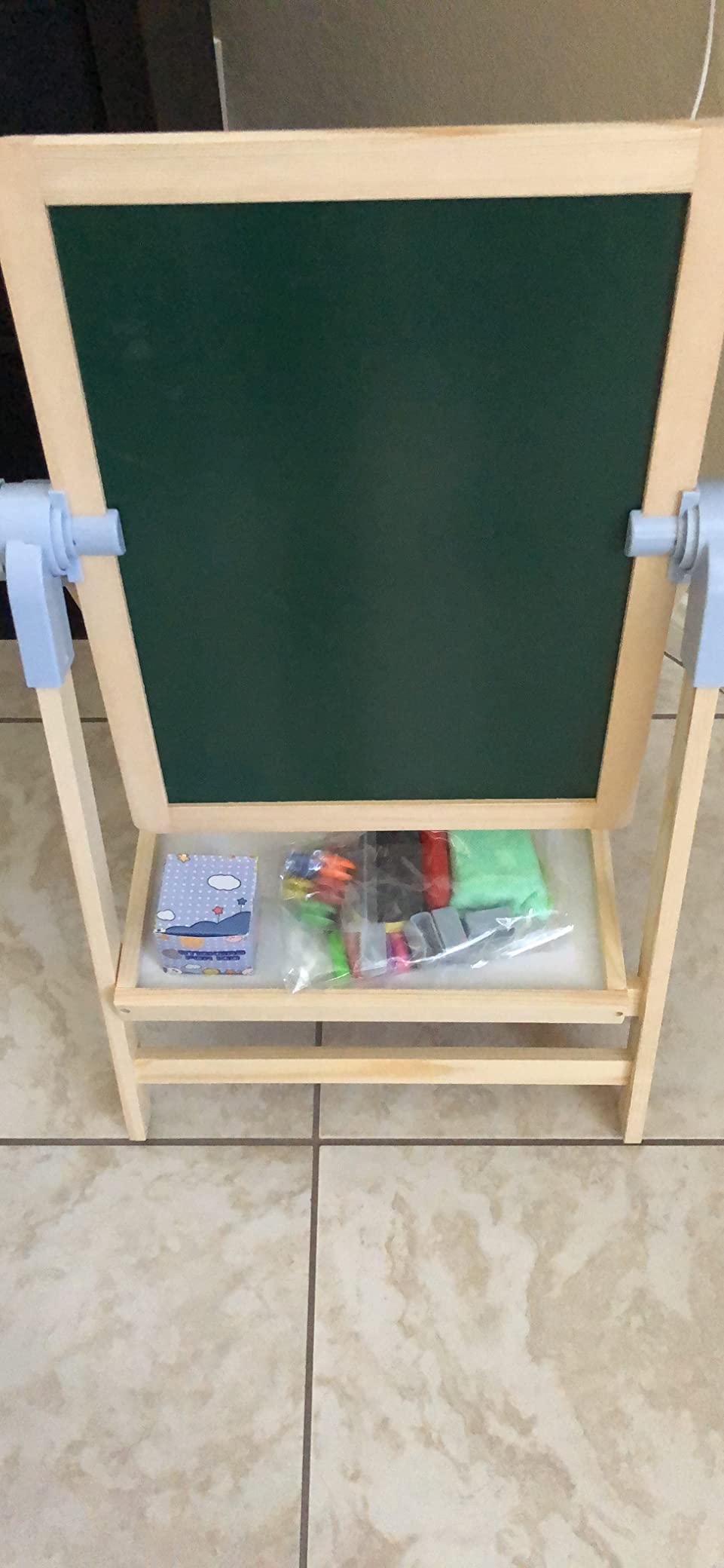 QZMTOY Kids Art Easel, Deluxe Standing Easel Set, Adjustable Art Table customer photo 1