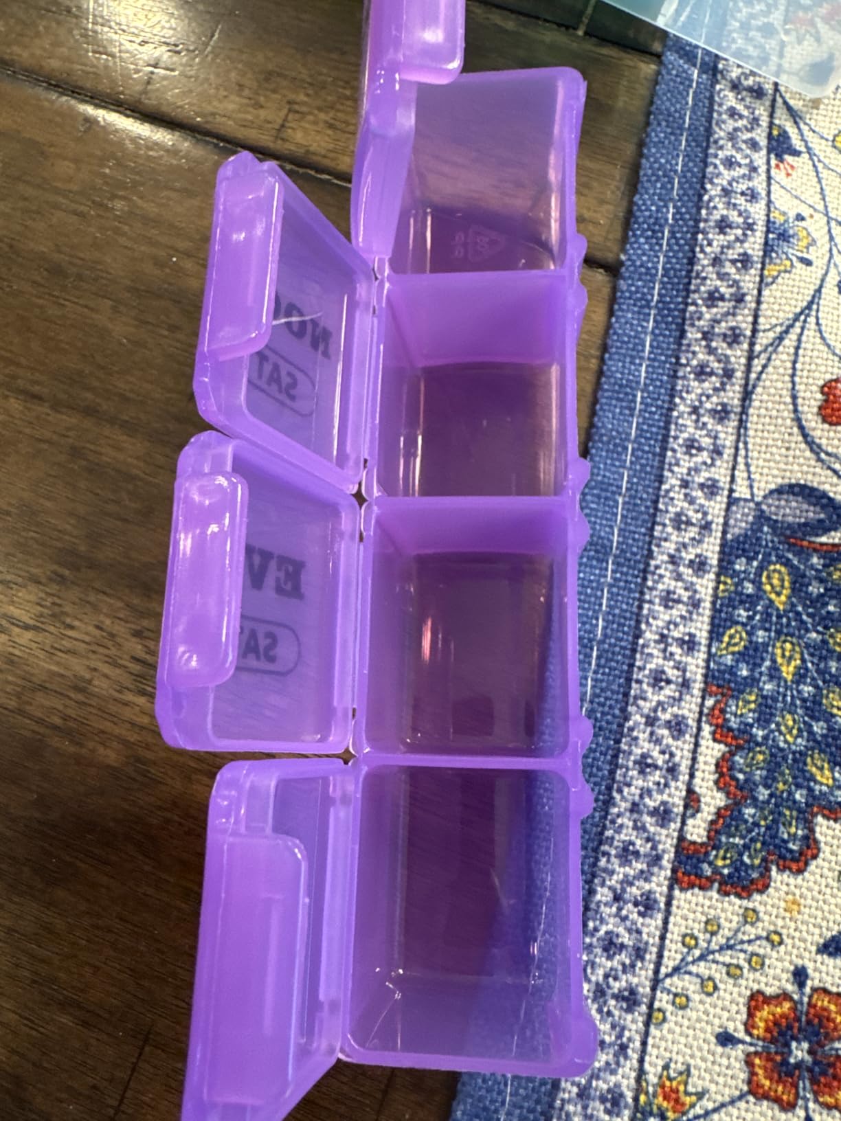 Mossime Pill Organizer 4 Times a Day, XL Weekly AM PM Pill Box, 7 Day Large customer photo 2
