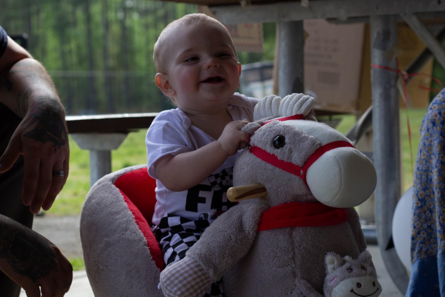Qaba Kids Ride-On Rocking Horse Toy with Lullaby Song 18-36 Months Brown customer photo 1