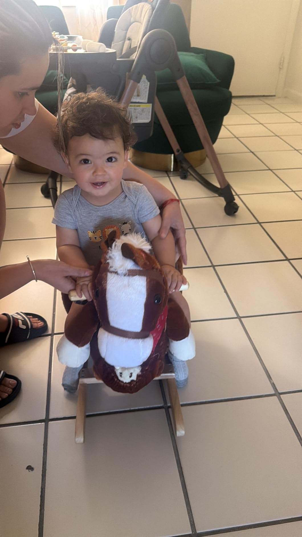Qaba Kids Ride-On Rocking Horse Toy with Lullaby Song 18-36 Months Brown customer photo 2