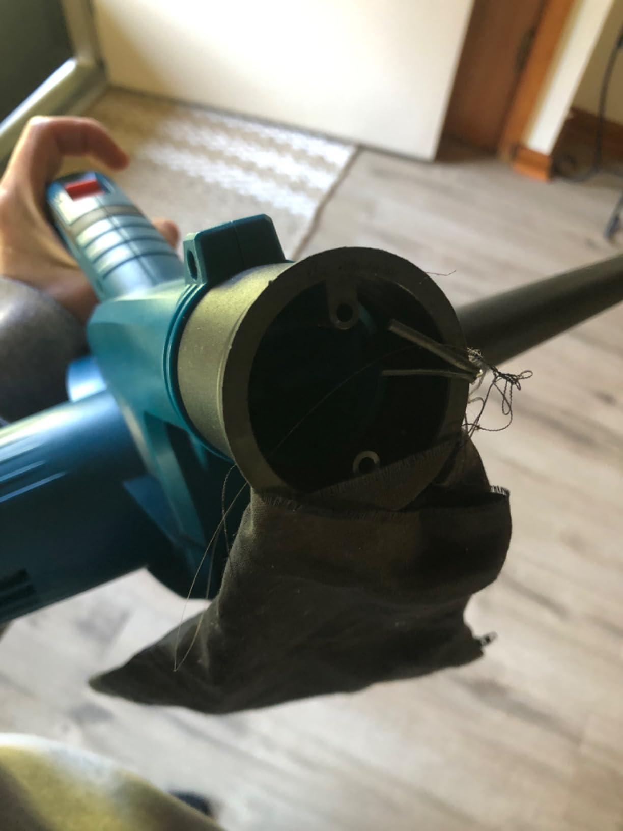 NEWONE Small Leaf Blower Cordless Compatible with Makita 18V Battery,157MPH/64CFM Lightweight Mini Hand Electric Leaf Vacuum for Lawn Care with Battery and Charger,2 Speed customer photo 1