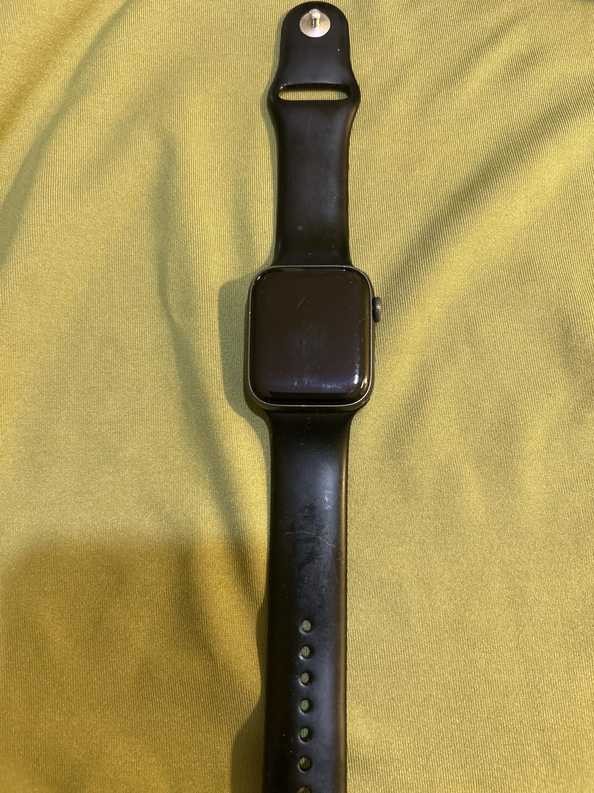 Apple Watch Series 6 (GPS + Cellular, 44mm) - Blue Aluminum Case with Deep Navy Sport Band (Renewed) customer photo 1