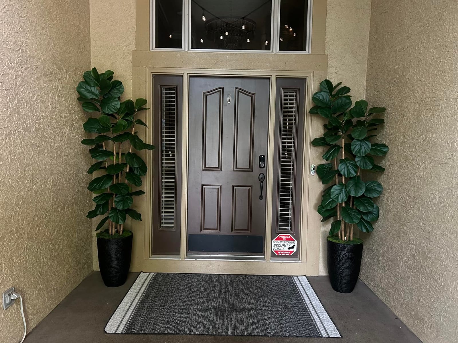 Worth 9 Gallon Tall Round Planters Set of 2-14