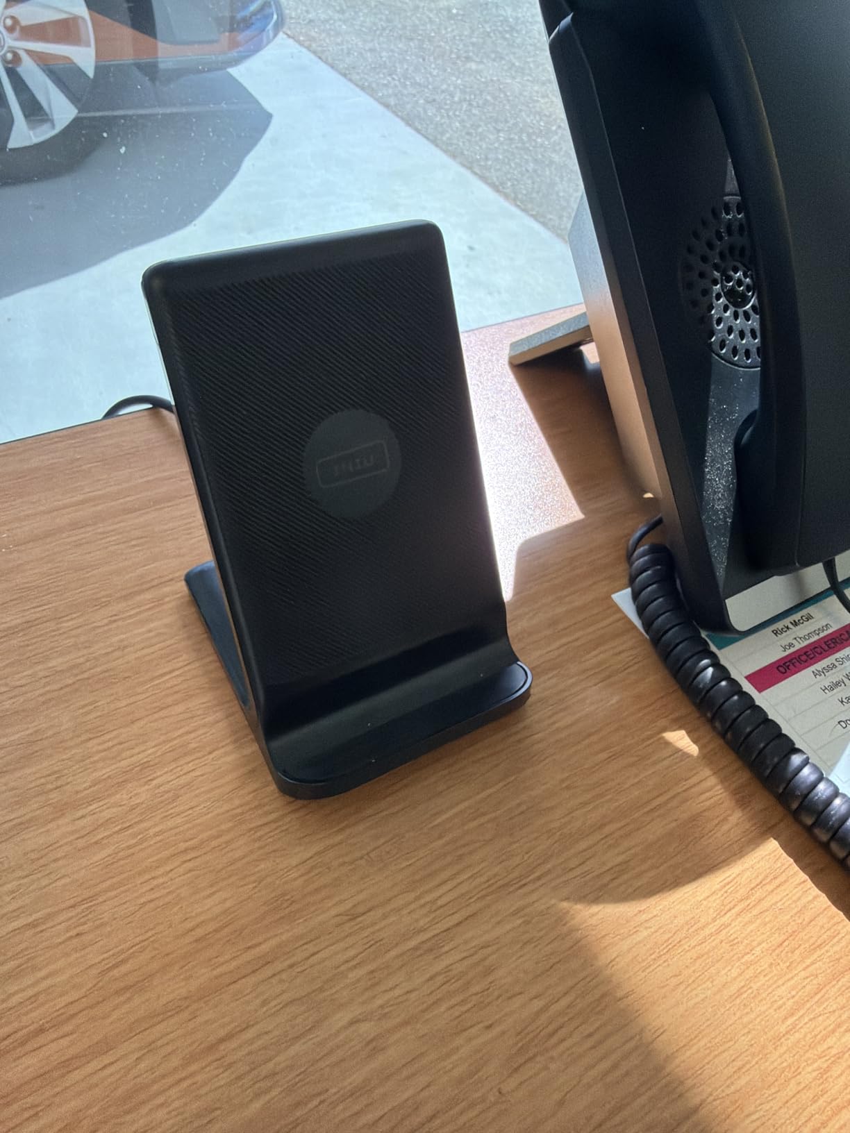 INIU Wireless Charger, 15W Fast Wireless Charging Phone Station with LED customer photo 1