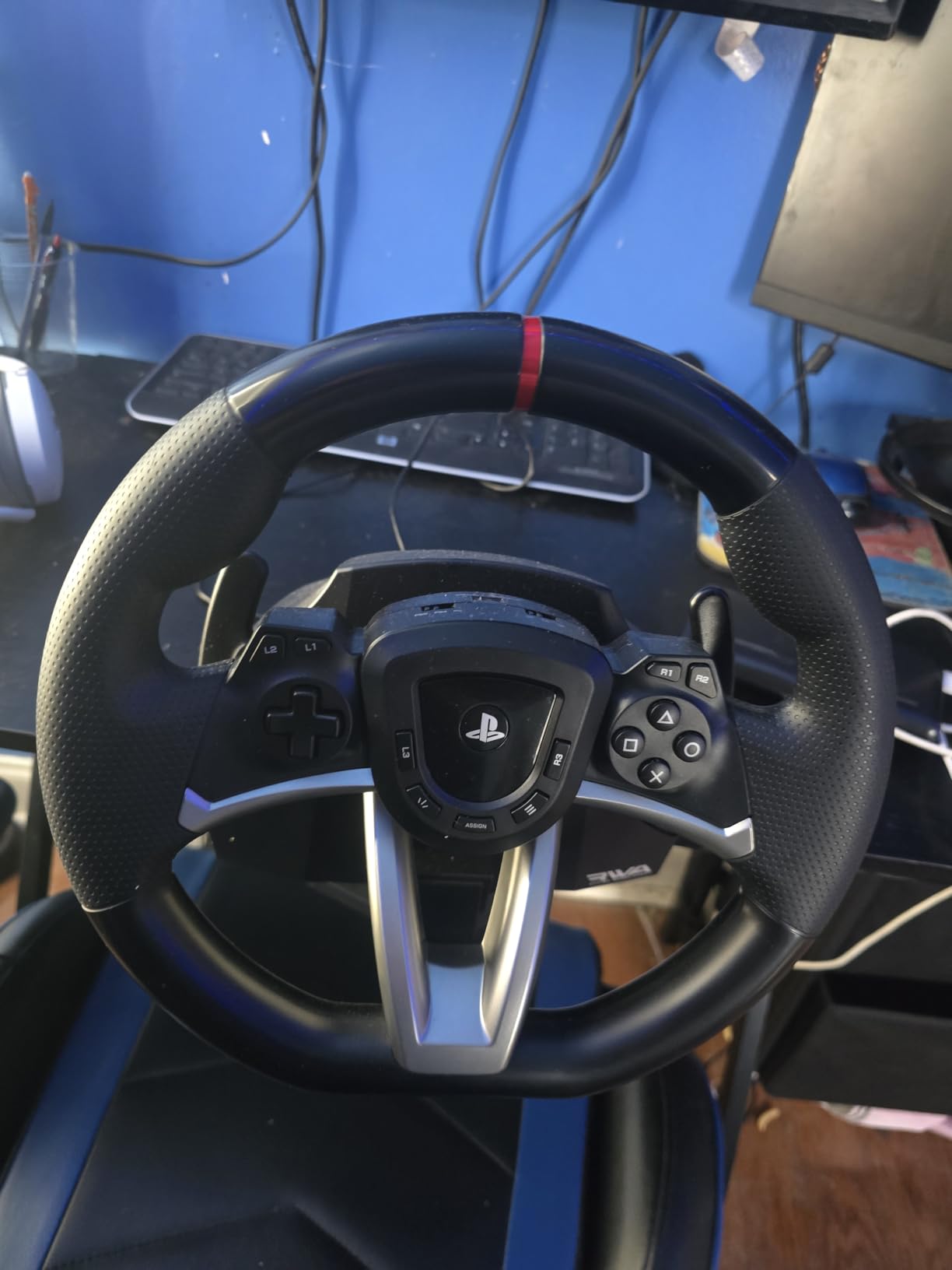 HORI Force Feedback Racing Wheel DLX Designed for Xbox Series X|S - Officially Licensed by Microsoft customer photo 1