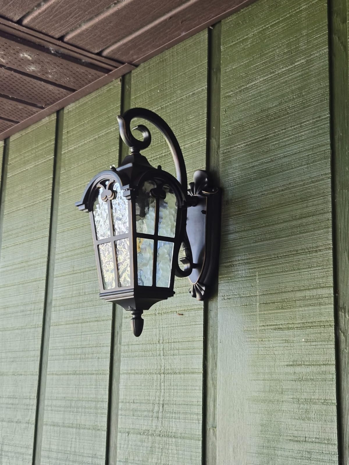 DEWENWILS Dusk to Dawn Outdoor Wall Light 17.7 Inch Black Waterproof customer photo 2