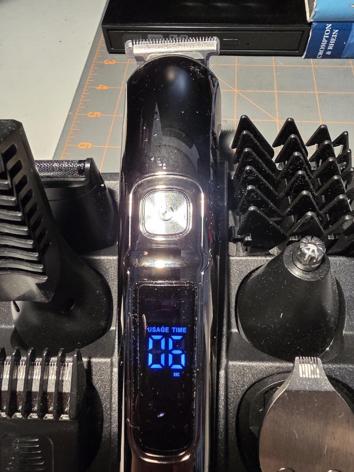 Ufree Beard Trimmer for Men, Waterproof Electric Razor, Grooming Kit customer photo 2