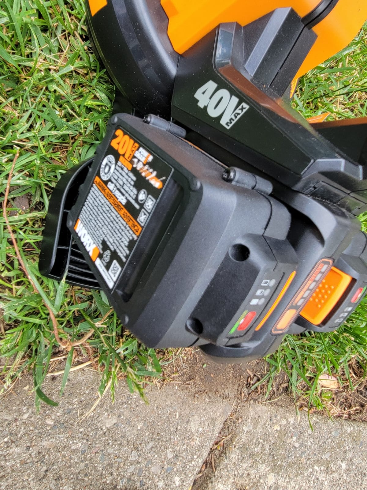 WORX 40V 3-in-1 Cordless Leaf Blower/Leaf Vacuum/Leaf Mulcher, WG583 customer photo 1