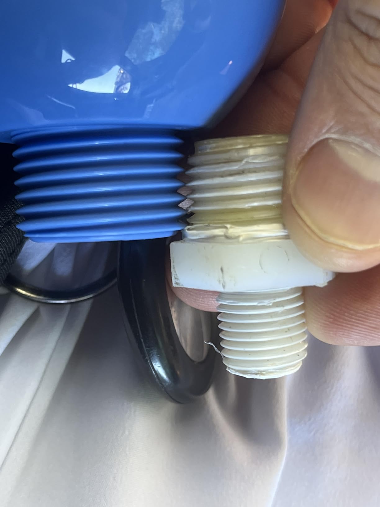 Lifefilter RV/Marine Water Filter with 2 Flexible Hose Protectors customer photo 1