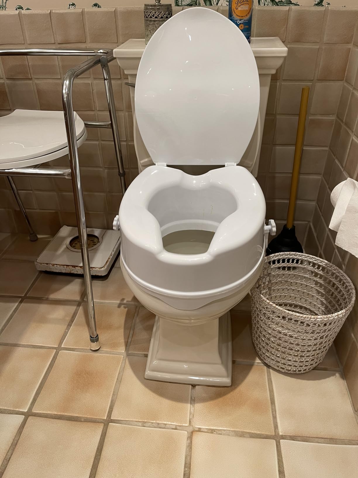 PEPE Mobility Raised Toilet Seat with Lid for Elderly 6