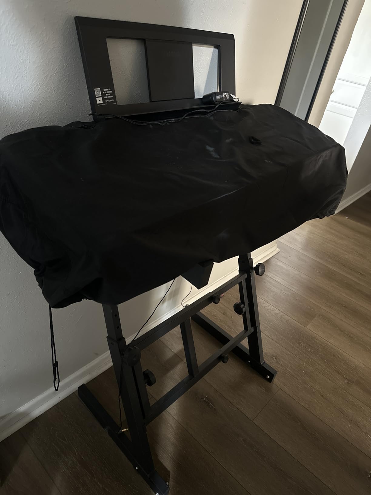 GLEAM Keyboard Stand - Digital Piano Stand, Single X Style, Black (Capacity: 100 lb) customer photo 1