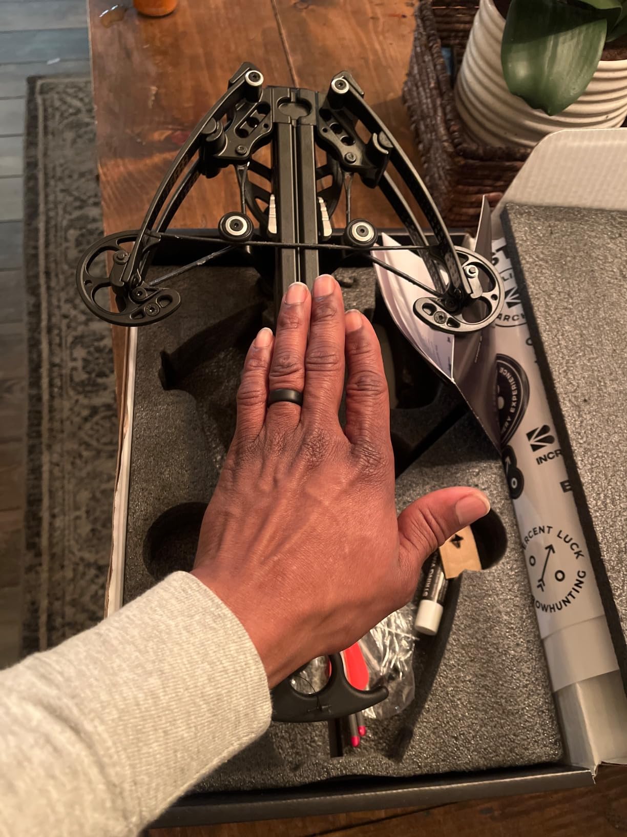 BALLISTA BAT Compound Crossbow for Hunting, Bowfishing and Target, 300 FPS | 16 x 5 in, 2.46 lb frame fits a 30 L backpack, while built-in cocking assist reduces pull effort to about 40 lb. customer photo 1