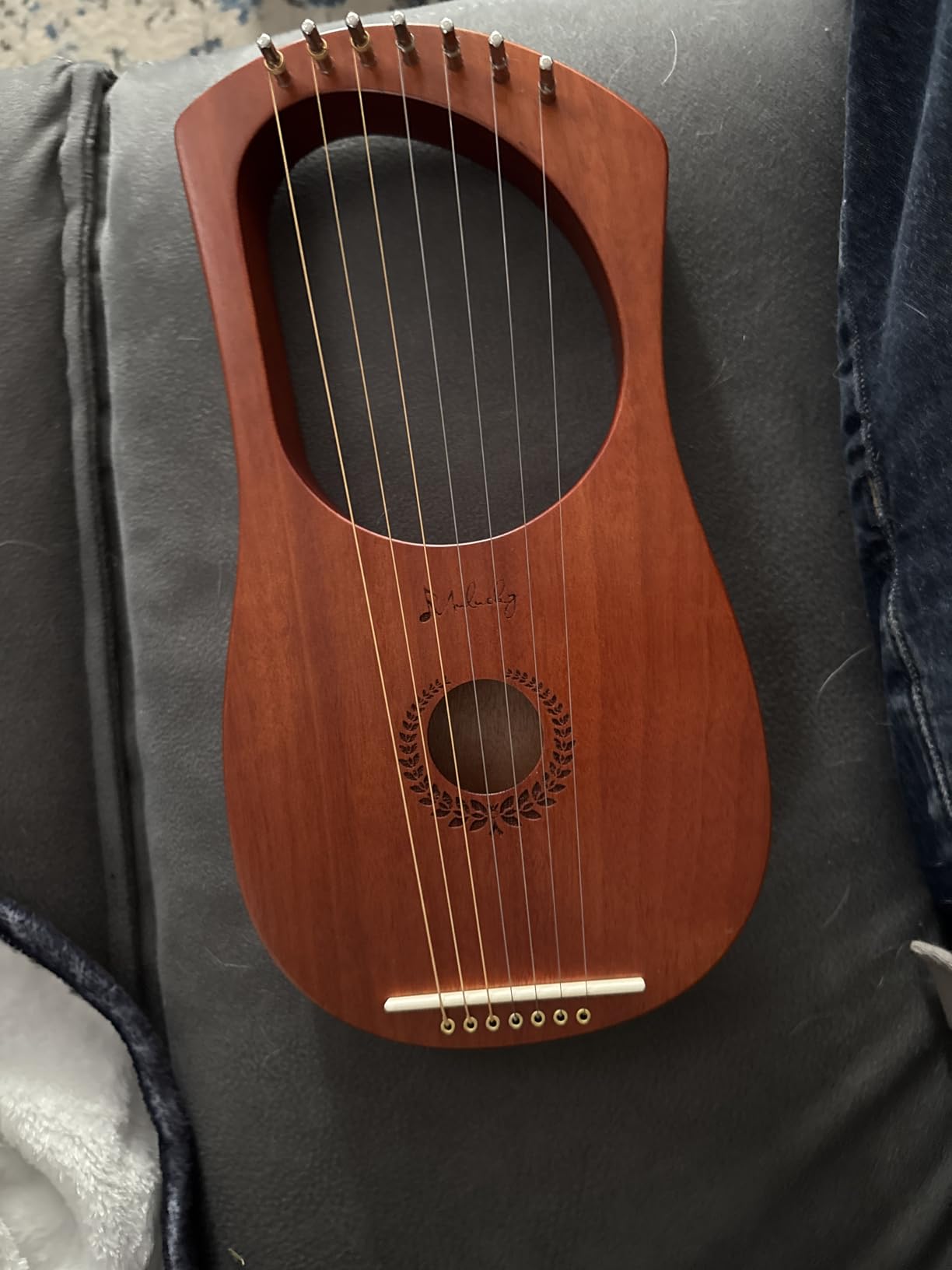 Mulucky 7 String Mahogany Lyre Harp MLH701, Metal Strings Bone Saddle Kit customer photo 1