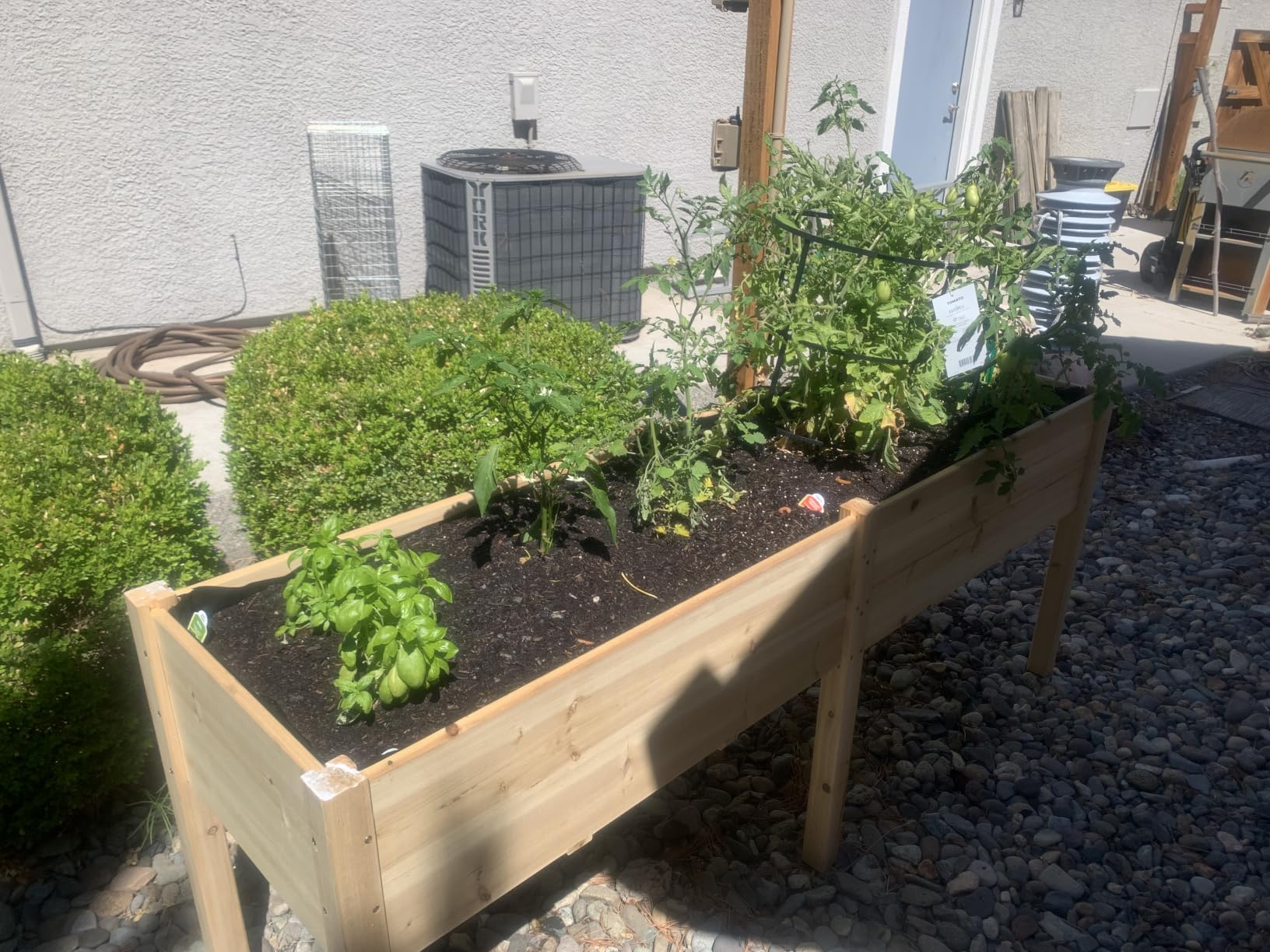 MIXC 331lb Capacity Sturdy Wooden Raised Garden Bed Outdoors with Legs customer photo 1