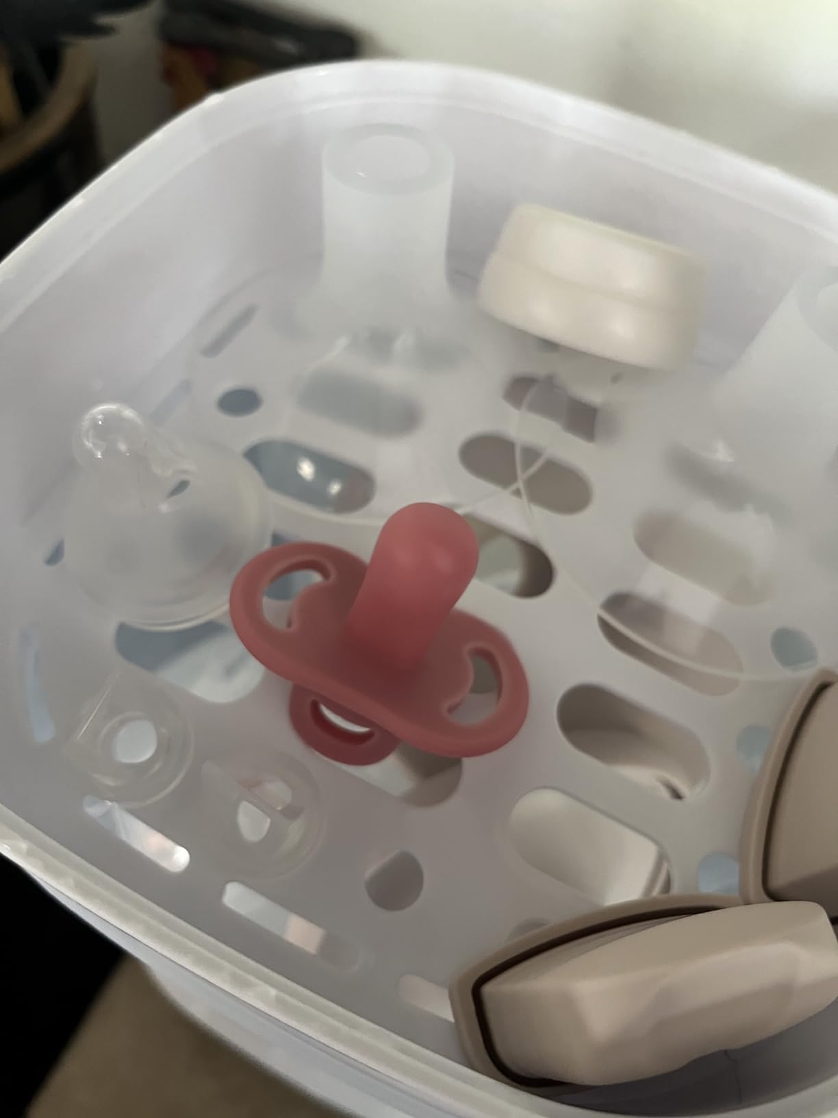 Grownsy Compact Baby Bottle Sterilizer and Dryer with Fast Sanitization customer photo 2