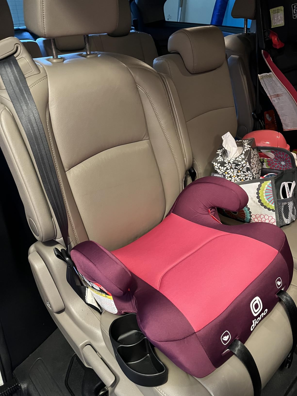 Diono Solana 2 XL 2022, Dual Latch Connectors, Lightweight Backless Belt-Positioning Car, 8 Years 1 Booster Seat, Black customer photo 2