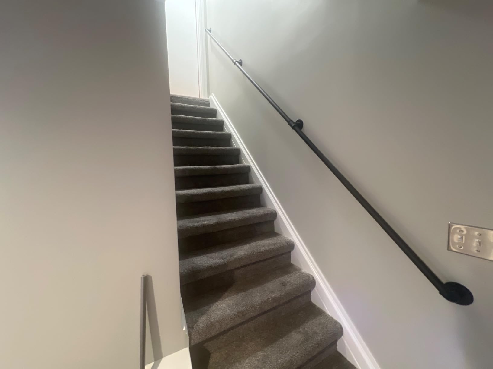 Rectoo Pipe Stair Handrail, 3 Ft Metal Staircase Handrail, Black Galvanized Industrial Iron Hand Rail for Indoor & Outdoor Wall Mount Support, Wall Hand Railing,Safety Handle, Steps Baluster(HR01) customer photo 2