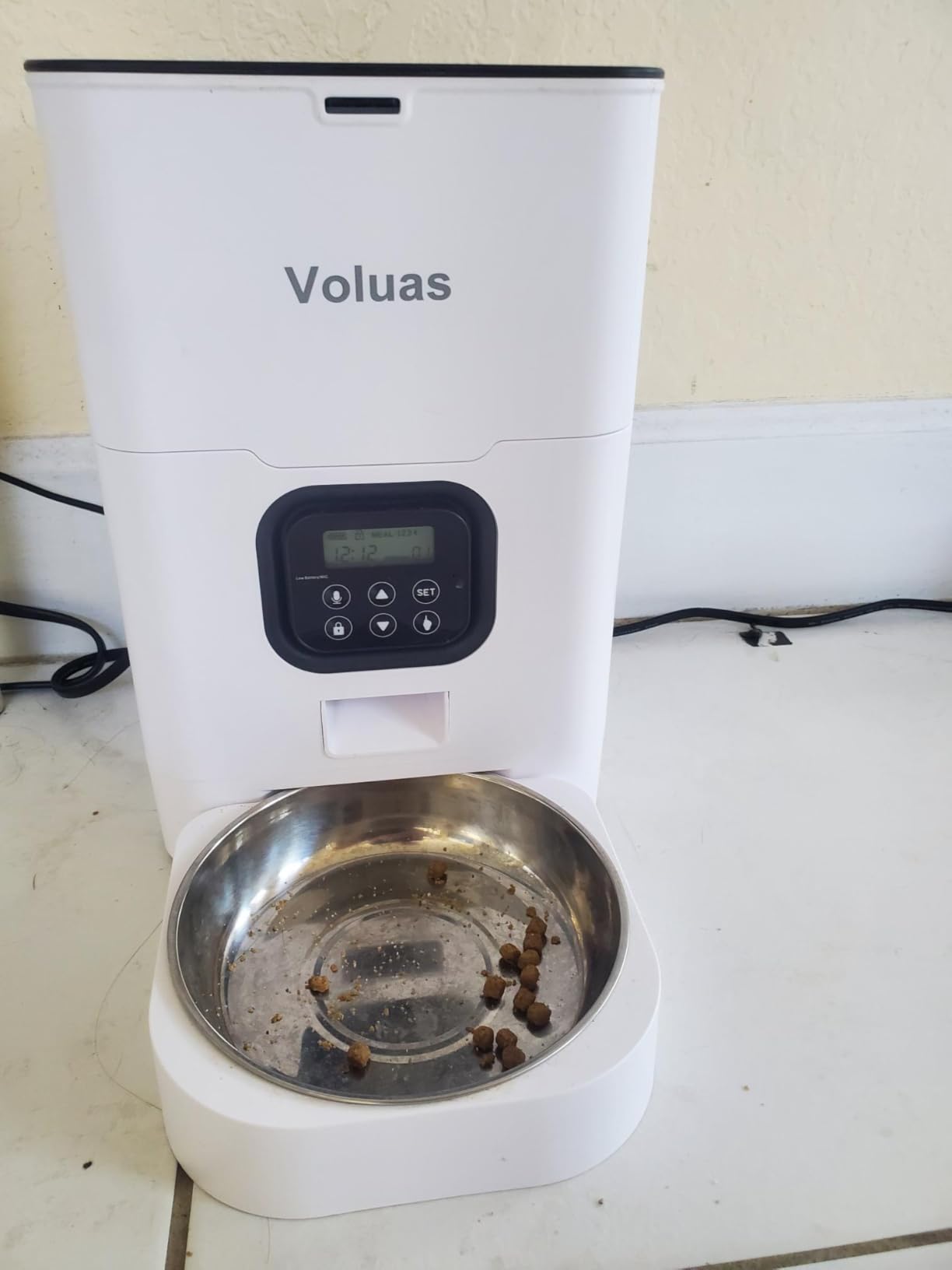 VOLUAS Automatic Cat Feeder, 4L Timed Dry Food Dispenser for Cats & Dogs customer photo 2