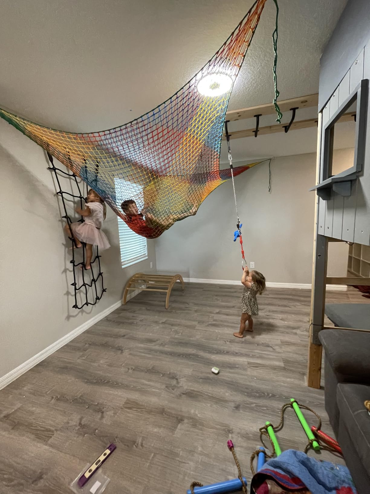 Tongmo Climbing Cargo Net, 6.5' X 9.8' Double Layers Playground Safety Net, Kids Backyard Climbing Net, Used for Treehouse Accessories...with Storage Bag and Carabiners customer photo 1