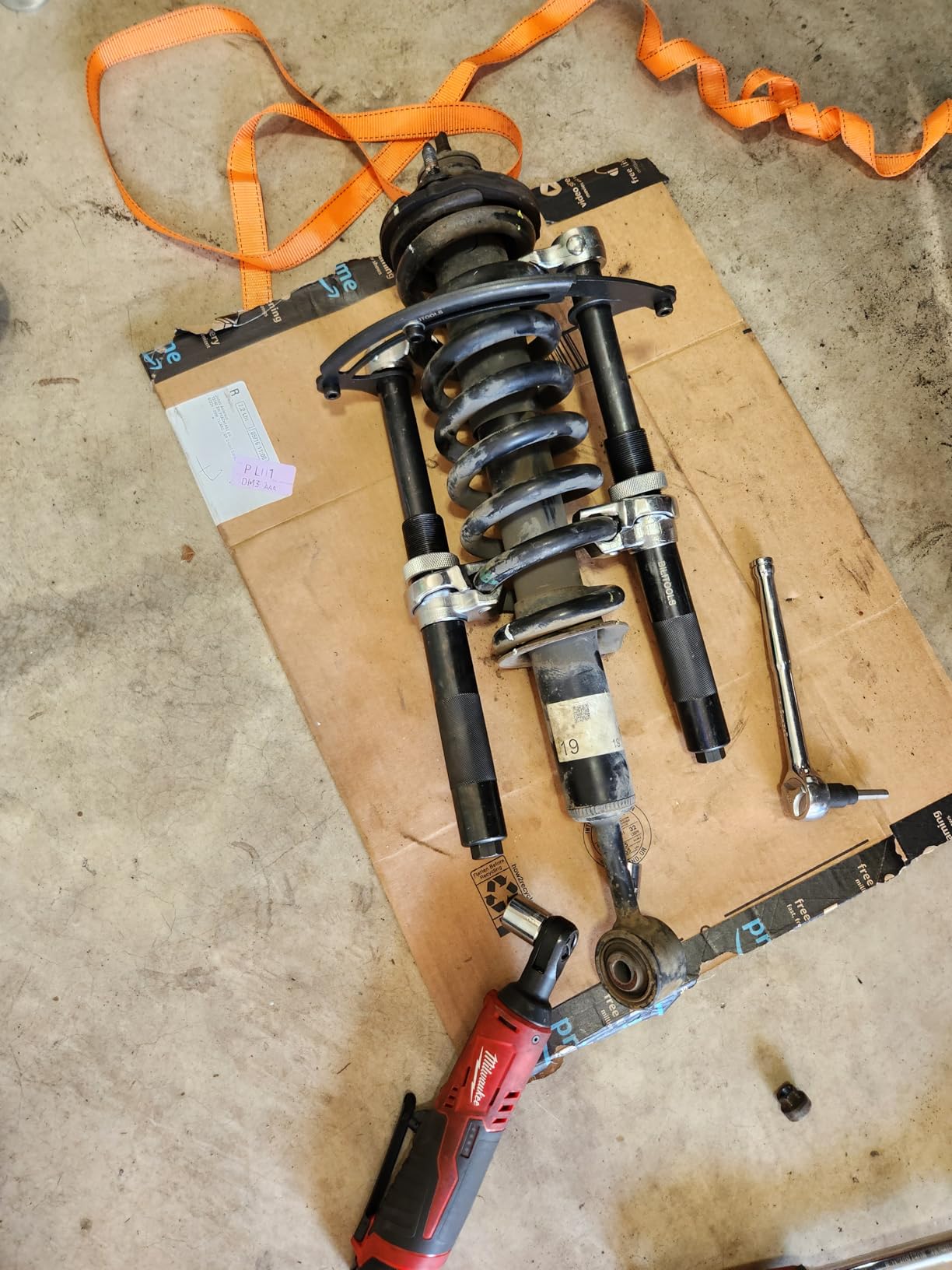 BILITOOLS 2-Piece Coil Spring Compressor Tool, Max Load.2645LB customer photo 1