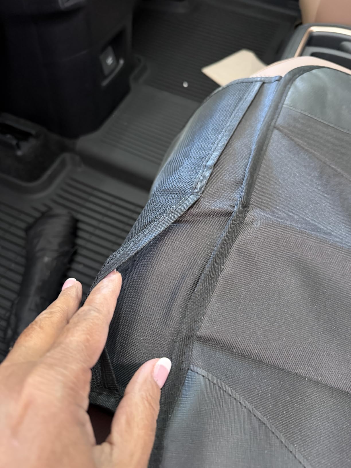 Siivton Car Seat Protector for Child Car Seat,Waterproof Car Seat Cover for Leather and Fabric Seats, 2 Mesh Pockets, Non-Slip Bottom,Thick Padding Cushion customer photo 2