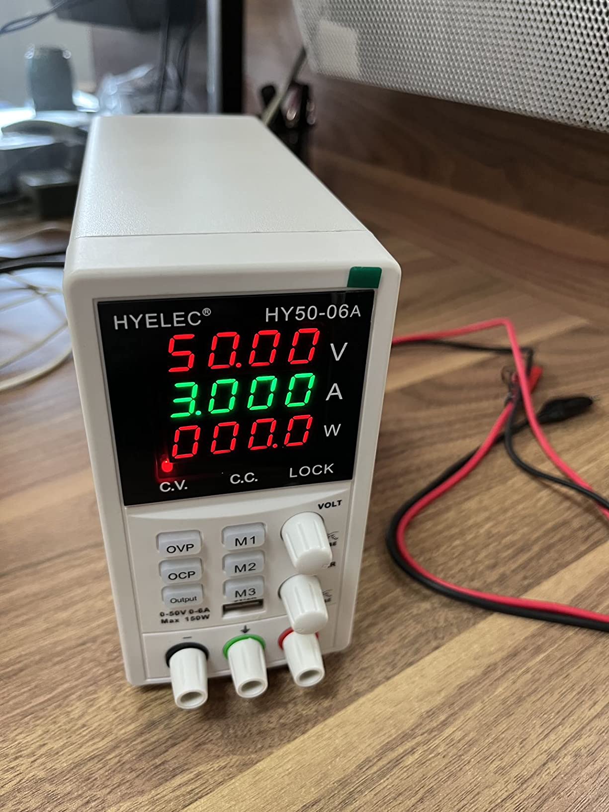Variable DC Power Supply,0-50V 0-6A max150W Switching Regulated Bench Power Supply with Memory, 4-Digit LED Display, 5V2A USB Interface, Output Switch, Coarse and Fine Adjustments customer photo 1