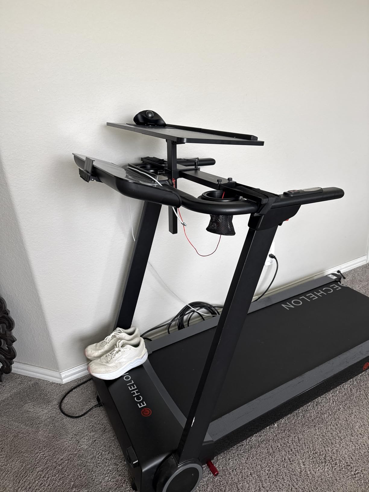 VIVO Universal Wooden Laptop Treadmill Desk, Adjustable Ergonomic Notebook Mount Stand for Treadmills, Includes Mouse Pad and Wrist Support, Stand-TDML4 customer photo 2